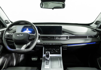 Подержанный автомобиль Chery Tiggo 7 Pro Max 2023 года (13 фото)