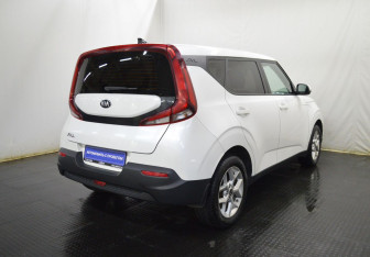 Подержанный автомобиль Kia Soul 2020 года (5 фото)