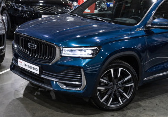 Подержанный автомобиль Geely Monjaro 2023 года (2 фото)