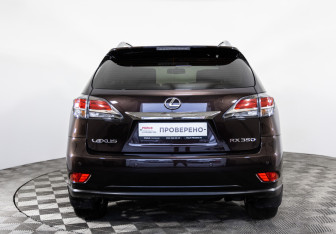 Подержанный автомобиль Lexus RX 2014 года (6 фото)