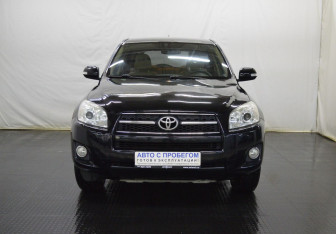 Подержанный автомобиль Toyota RAV4 2009 года (2 фото)