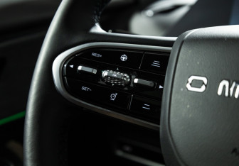 Подержанный автомобиль Omoda C5 2024 года (23 фото)