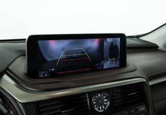 Подержанный автомобиль Lexus RX 2021 года (15 фото)