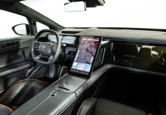 Подержанный автомобиль HiPhi X 2022 года (9 фото)