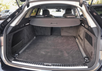 Подержанный автомобиль Audi A6 Wagon 2019 года (33 фото)