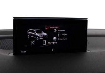 Подержанный автомобиль Audi Q7 2018 года (19 фото)