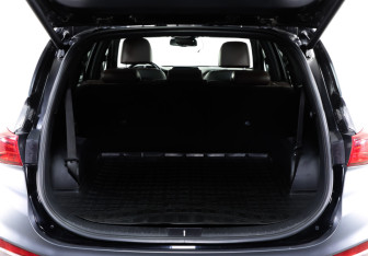 Подержанный автомобиль Hyundai Santa Fe 2018 года (33 фото)