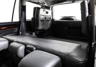 Подержанный автомобиль Toyota Land Cruiser Prado 2003 года (24 фото)