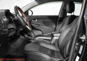 Подержанный автомобиль Kia Sportage 2013 года (11 фото)