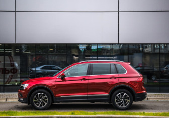 Подержанный автомобиль Volkswagen Tiguan 2018 года (9 фото)