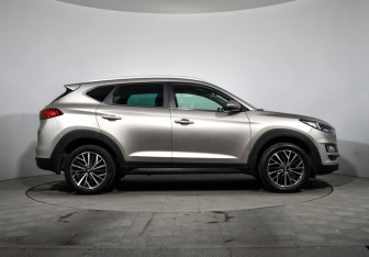 Подержанный автомобиль Hyundai Tucson 2019 года (4 фото)