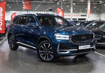Подержанный автомобиль Geely Monjaro 2023 года (6 фото)