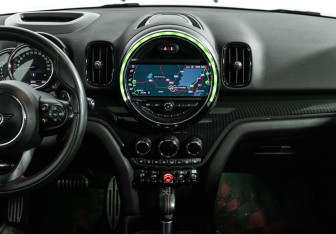 Подержанный автомобиль MINI Countryman 2019 года (14 фото)