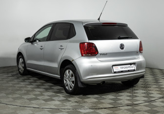 Подержанный автомобиль Volkswagen Polo Hatchback 2012 года (7 фото)