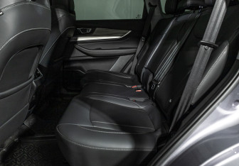 Подержанный автомобиль Chery Tiggo 8 Pro Max 2022 года (10 фото)