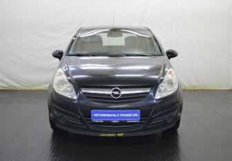 Подержанный автомобиль Opel Corsa 2010 года (2 фото)