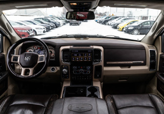 Подержанный автомобиль Dodge RAM 2014 года (11 фото)