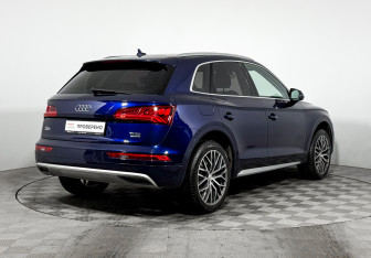 Подержанный автомобиль Audi Q5 2018 года (5 фото)