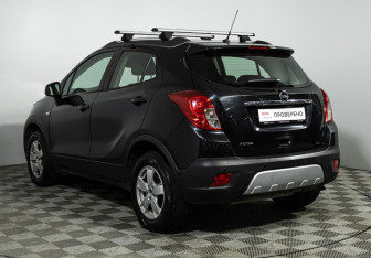 Подержанный автомобиль Opel Mokka 2014 года (7 фото)