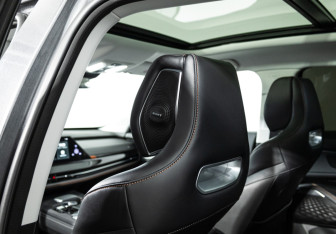 Подержанный автомобиль Changan UNI-K 2023 года (19 фото)