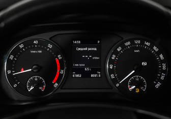 Подержанный автомобиль Skoda Octavia Liftback 2021 года (12 фото)