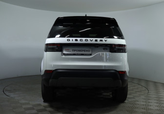 Подержанный автомобиль Land Rover Discovery 2019 года (7 фото)