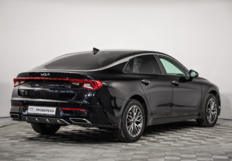 Подержанный автомобиль Kia K5 2021 года (5 фото)