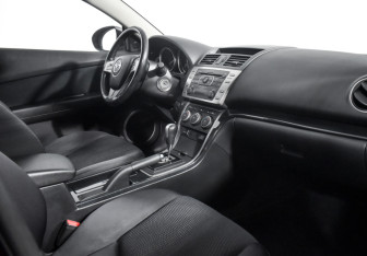 Подержанный автомобиль Mazda 6 Sedan 2008 года (12 фото)