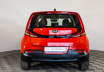 Подержанный автомобиль Kia Soul 2020 года (6 фото)
