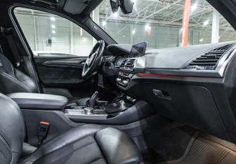 Подержанный автомобиль BMW X3 2019 года (22 фото)
