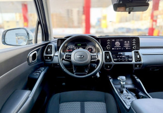 Подержанный автомобиль Kia Sorento 2021 года (17 фото)