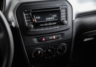 Подержанный автомобиль Suzuki Vitara 2018 года (16 фото)