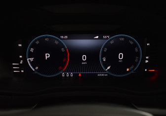 Подержанный автомобиль Skoda Karoq 2021 года (22 фото)