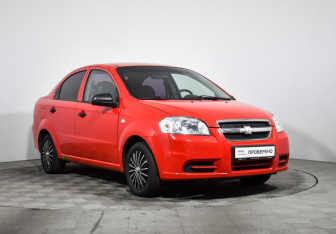 Подержанный автомобиль Chevrolet Aveo Sedan 2009 года (3 фото)