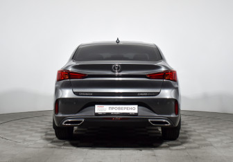 Подержанный автомобиль Changan Eado Plus 2023 года (6 фото)
