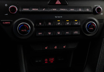 Подержанный автомобиль Kia Sportage 2016 года (16 фото)