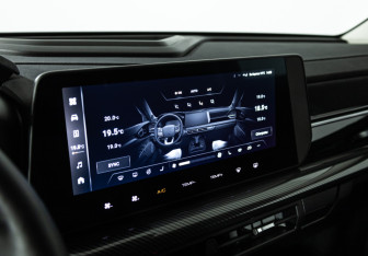 Подержанный автомобиль Haval H3 2024 года (16 фото)
