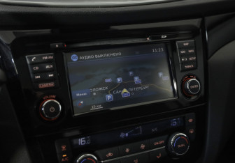 Подержанный автомобиль Nissan Qashqai 2014 года (14 фото)