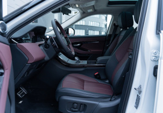 Новый Land Rover Range Rover Evoque 2025 (9 фото)