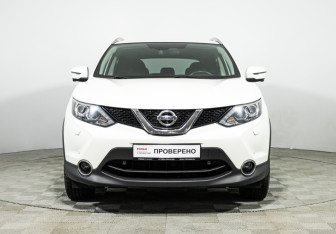 Подержанный автомобиль Nissan Qashqai 2018 года (2 фото)