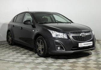 Подержанный автомобиль Chevrolet Cruze Hatchback 2013 года (3 фото)