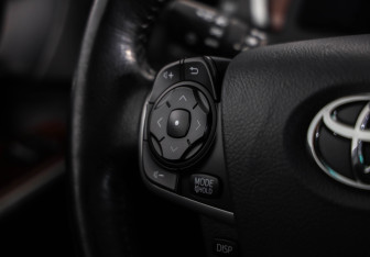 Подержанный автомобиль Toyota Camry Sedan 2013 года (13 фото)