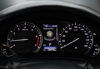 Подержанный автомобиль Lexus RX 2017 года (12 фото)