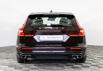 Подержанный автомобиль Volvo V60 2019 года (6 фото)