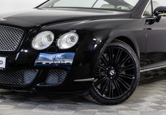 Подержанный автомобиль Bentley Continental GT Coupe 2008 года (2 фото)