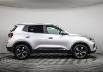 Подержанный автомобиль Chery Tiggo 4 Pro 2023 года (4 фото)