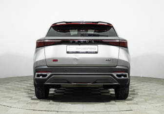 Подержанный автомобиль Omoda C5 2023 года (6 фото)