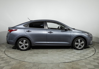 Подержанный автомобиль Hyundai Solaris Sedan 2017 года (4 фото)