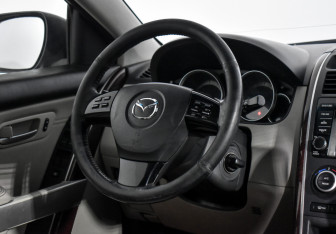 Подержанный автомобиль Mazda CX-9 2008 года (16 фото)