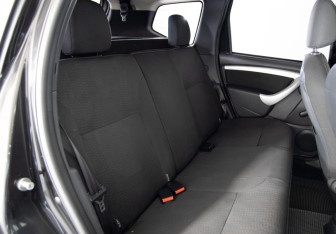 Подержанный автомобиль Nissan Terrano 2019 года (12 фото)